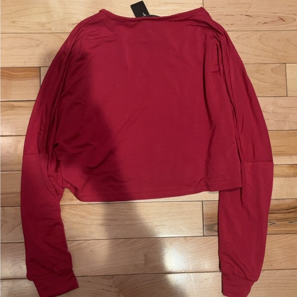 LULU’S LOOK AT ME NOW RED DOLMAN SLEEVE CROP TOP - Picture 5 of 5